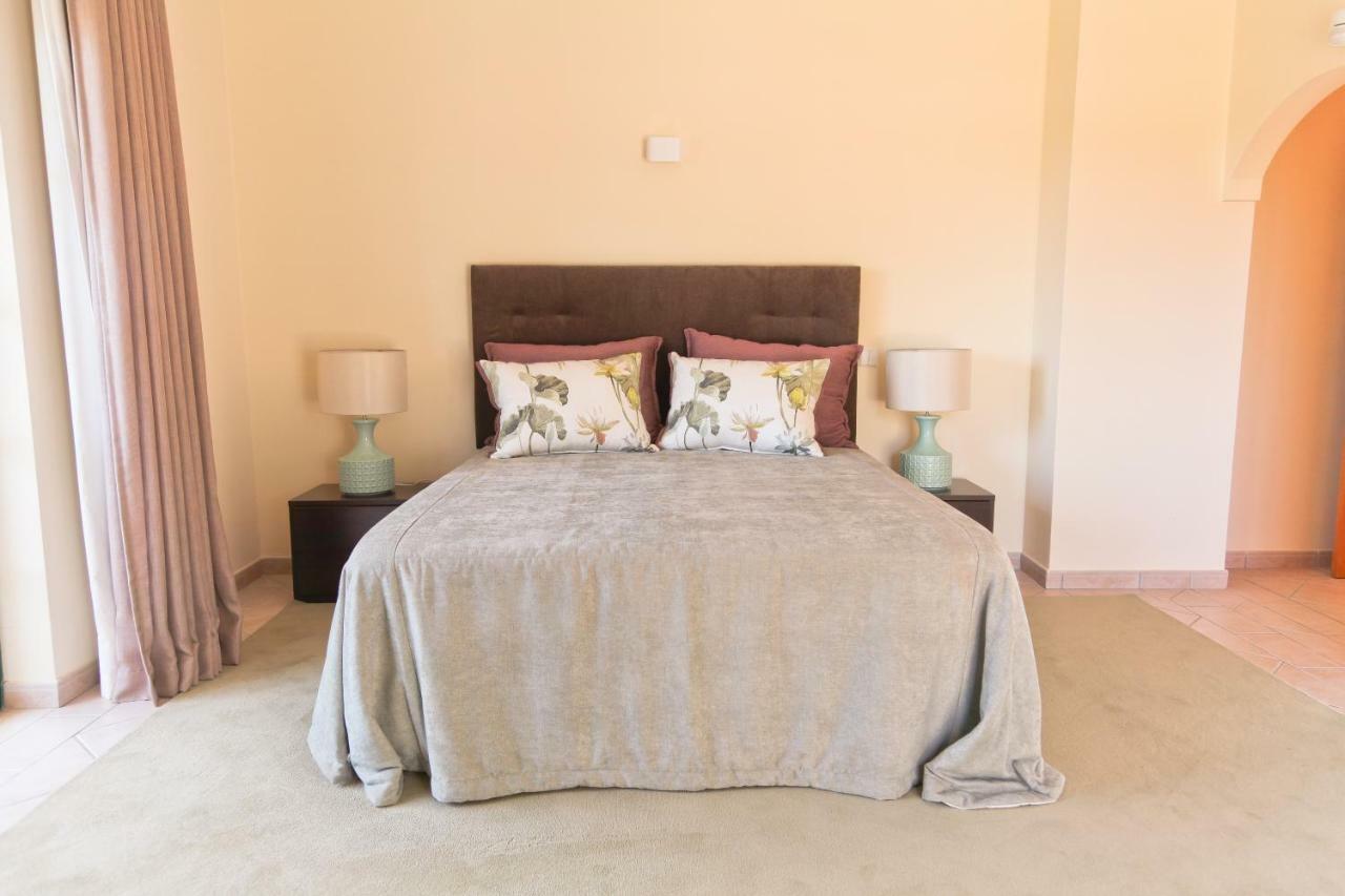 Charming Exceptional Golf Villa In Algarve Faro Bagian luar foto